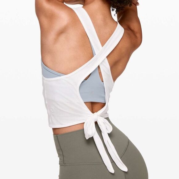 Lululemon Turn To Tie Tank White 12 FLAWS - Picture 4 of 10